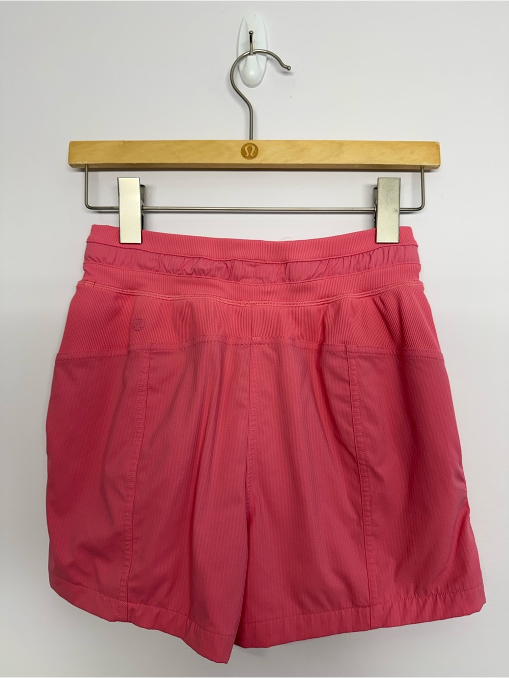 Lululemon Dance Studio High-Rise Short 3.5" Sakura Pink Size 2 - Picture 2 of 4